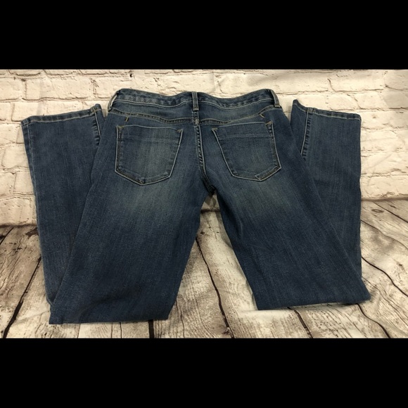 ✨Mossimo - Mid Rise Straight Leg Jeans - Gently Used - Measurements in Pics✨ - Picture 4 of 14